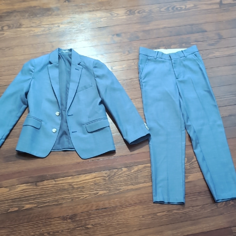 Van Heusen Blue Suit Elegant Single-Breasted Design